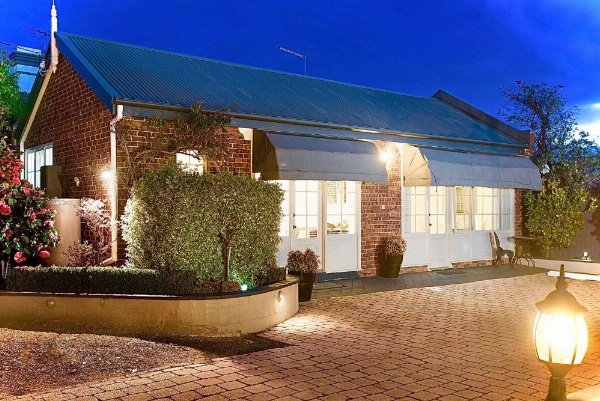 Kurrajong House image 23