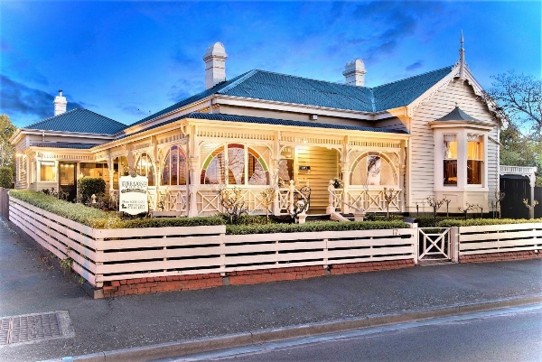 Kurrajong House image 4